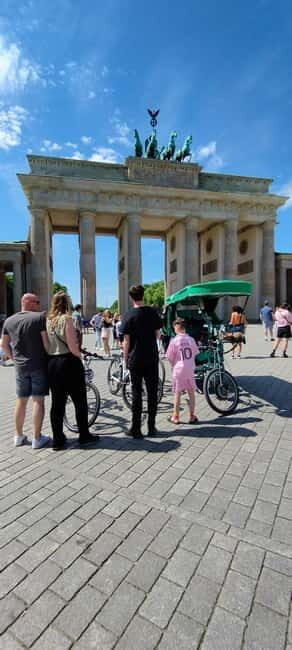 Private Berlin Rickshaw- Historical Berlin Up to 6 People - Who Will Love This Tour?