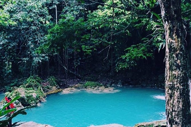 Private Blue Hole Guided Tour From Ocho Rios With Zipline Ride - Blue Hole Waterfall Exploration