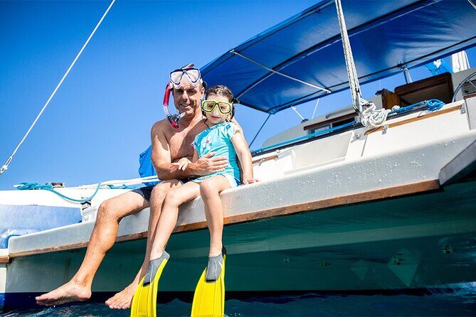 Private Boat for groups up to 15 people with jacuzzi and Lunch - Return and Reflection