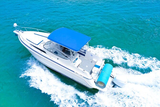 Private Boat Rental in Miami for 10 People - Key Points