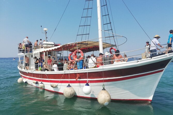 Private Boat Rental in Pula - Customizable Options and Amenities