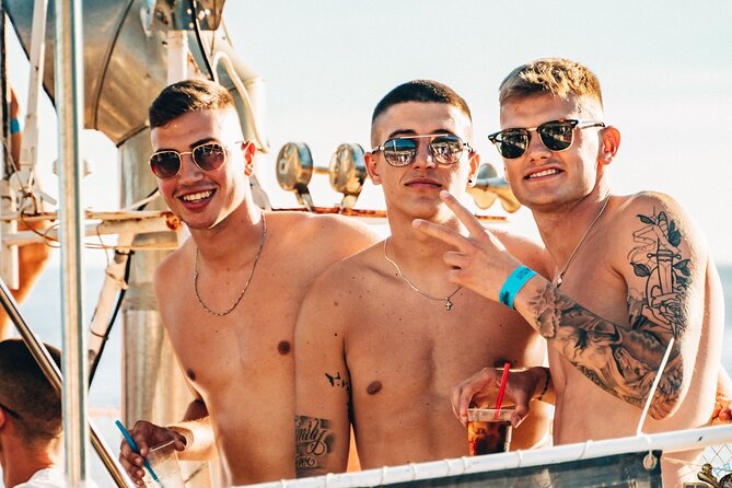 Private Boat Rental in Pula - Availability and Operating Hours