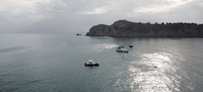 Private Boat Route With Wine,Ibérico Gourmet All Incld 3hour - Frequently Asked Questions