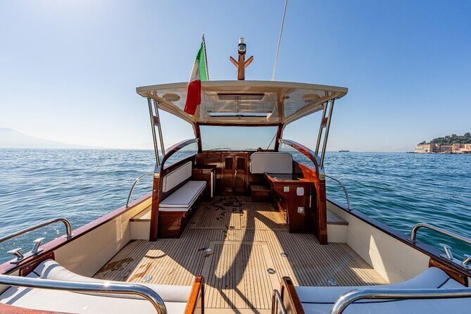 Private Boat to Islands of Ischia and Procida - Who Will Love This Tour?