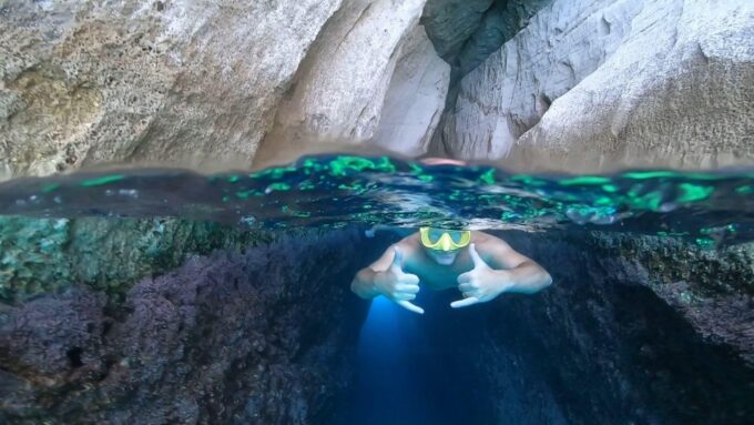 Private Boat Tour at Your Top 4 Beaches in Milos - Meeting Point Details