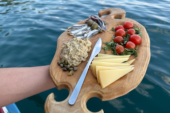 Private Boat Tour From Split Review - Accessibility and Participation