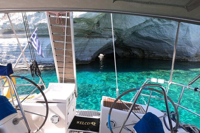 Private Boat Tour in Milos with Lunch - What Past Travelers Say