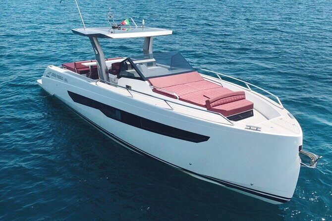 Private boat tour of the Island of Capri, Caves, Faraglioni - Discover the Beauty of Capri and the Amalfi Coast with a Private Boat Tour