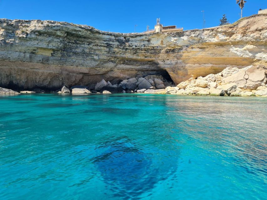 Private Boat Tour of the Island of Ortigia With Lunch - Experience Description and Food Offerings