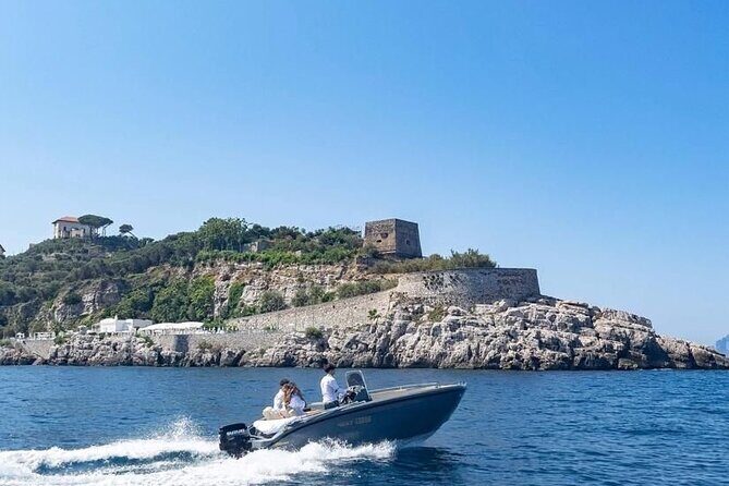 private boat tour on the island of Capri - Authentic Experiences and Practical Details