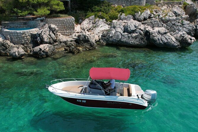 Private boat tour to Blue cave and Elaphiti islands with drinks - Key Points