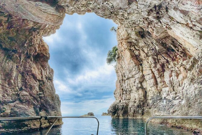 Private Boat Tour to Elafiti Islands - Customizable Itinerary