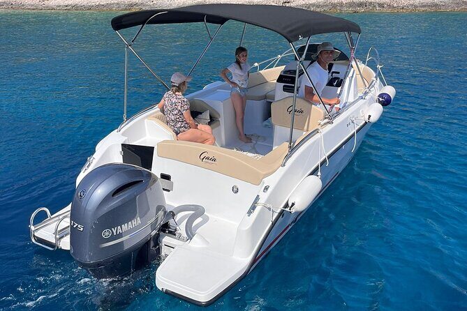 Private Boat Tour To Pakleni Islands and Red Rocks - Exploring the Pakleni Islands and Red Rocks: An Authentic Day on the Water