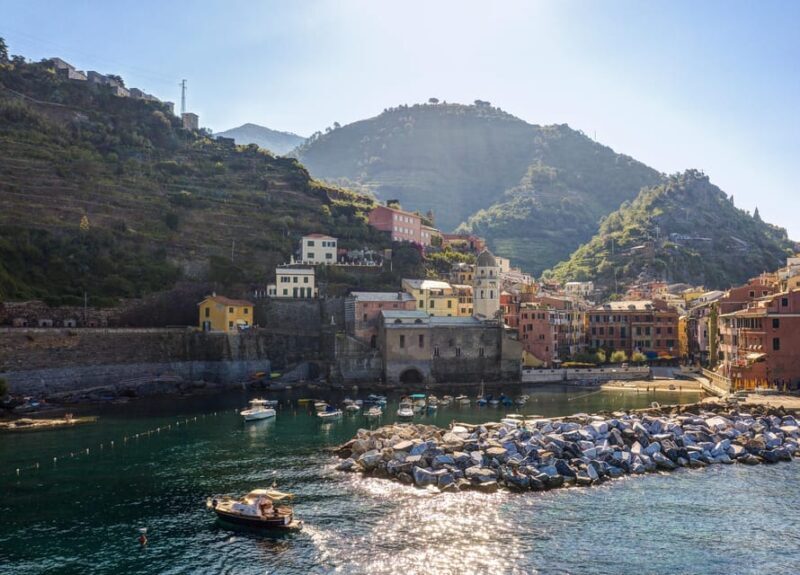 Private Boat Tour to the Cinque Terre (FD) - Key Points