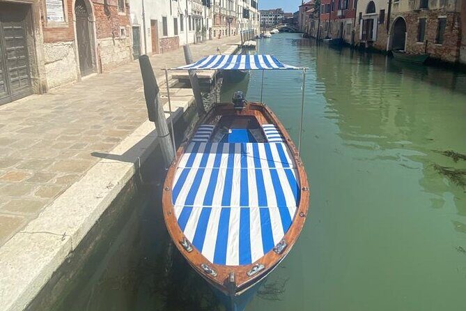 Private boat tour to the islands of Venice - Authentic Experiences and Private Guide