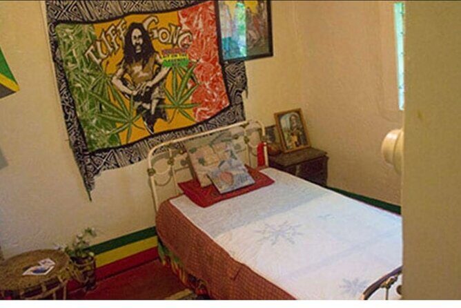 Private Bob Marley 9 mile & DunnsRiverFalls Tour from Montego Bay - FAQ