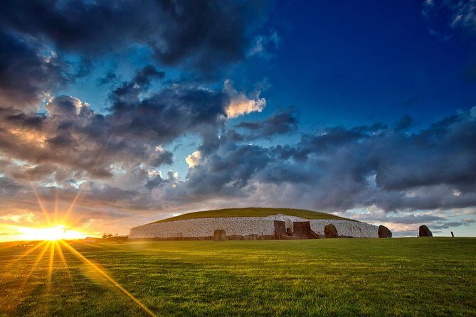 Private Boyne Valley, Hill of Tara and Trim Castle Day Tour - In-depth Look at the Tour