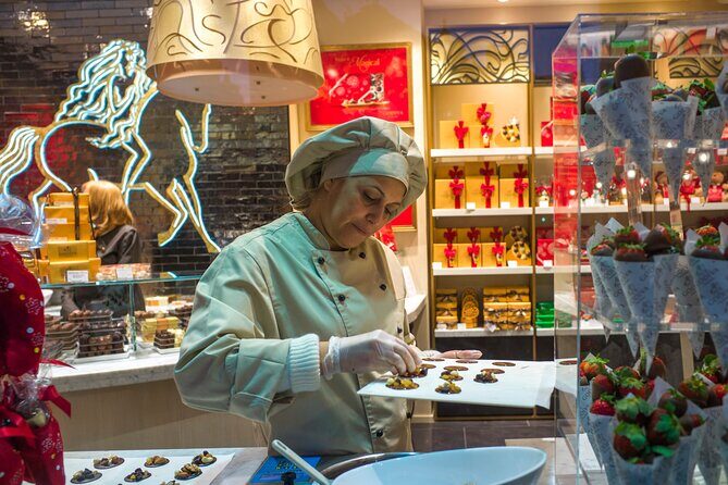 Private Bruges Iconic Sites and Chocolate Tasting Tour - Who Is This Tour Best Suited For?