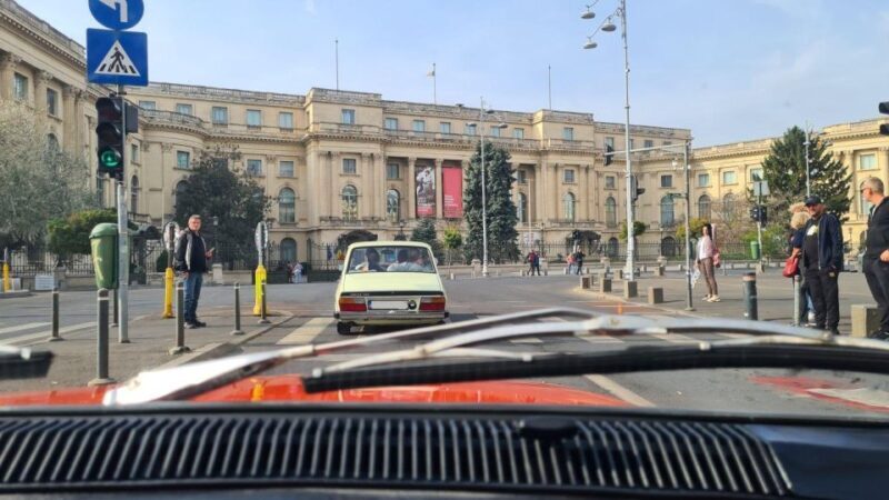 Private Bucharest Driving Tour with a Vintage Car- 120min - Who Is This Tour Best For?