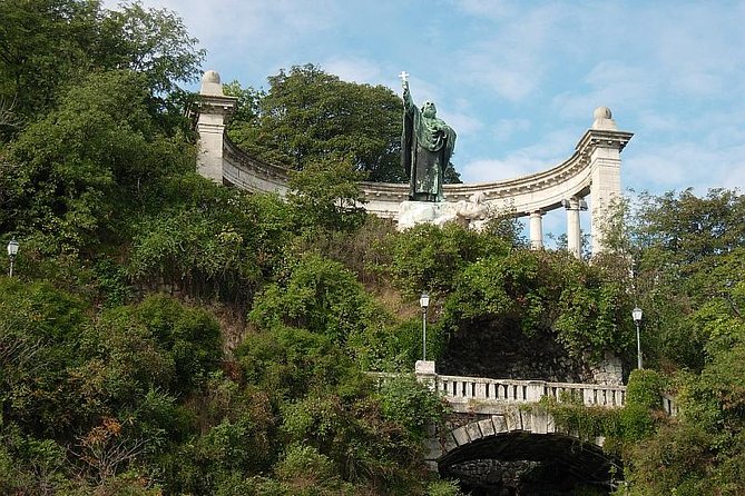 Private Budapest Walking Tour - 4 Hours - Health and Accessibility