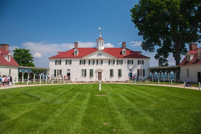 Private Bus Tour of George Washingtons Mount Vernon Estate - Key Points