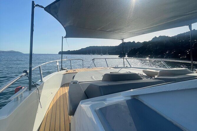 Private Caldera Cruise with Motor Yacht in Santorini - A Closer Look at What You’ll Experience