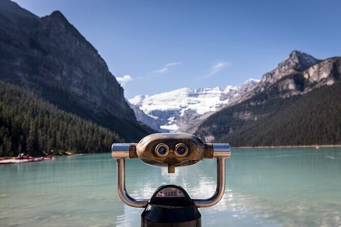 Private Calgary to Lake Louise and Moraine Lake Tour - The Experience of the Guide and Customization