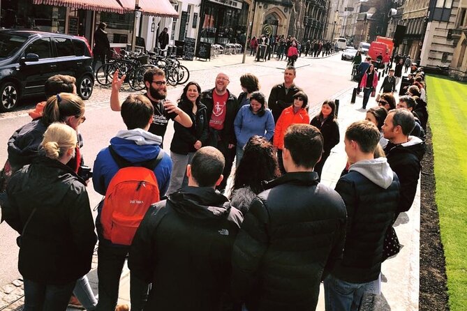 Private | Cambridge Uni Walking Tour & Punting Tour Led By Alumni - Colleges Explored