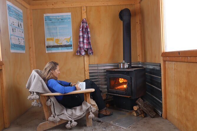 Private Canadian Winter Adventure Ice Fishing and Snowshoeing - Discovering the Magic of Quebec’s Winter at Domaine du Lac Saint-Pierre