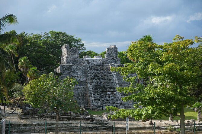 Private Cancun City Tour! Ruins and Mercado 28 - Key Points