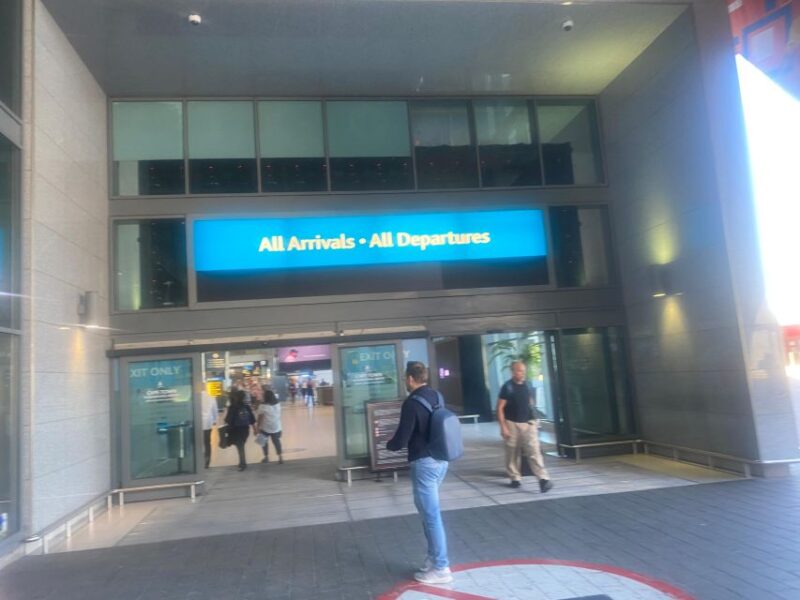 Private Cape Town Airport Taxi - Pickup and Arrival Experience