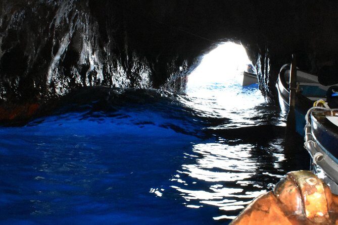 Private Capri Blue Grotto No Stress Tour with Kids from Sorrento - A Relaxed Day in Capri: The Private Blue Grotto No Stress Tour with Kids from Sorrento