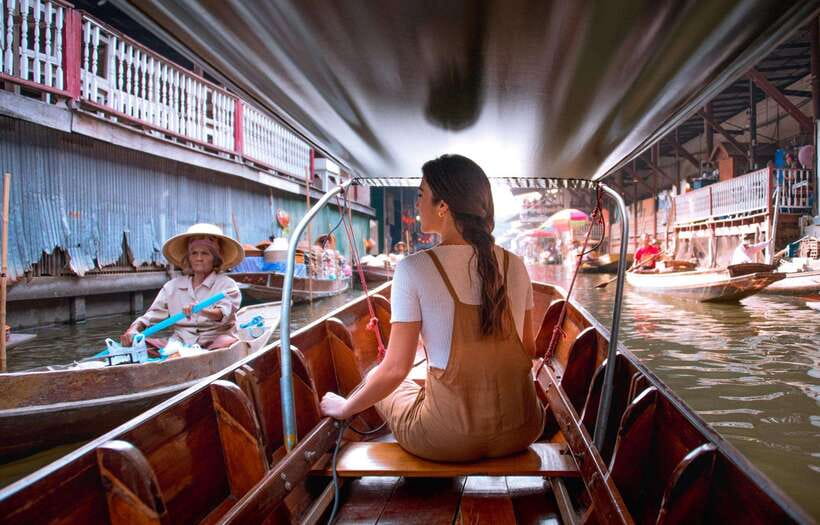 Private Car Floating Market: Damnoen Saduak + Amphawa + More - Lao Tuk Luck Floating Market