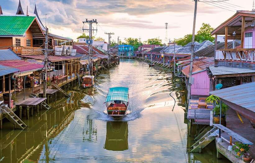 Private Car Floating Market: Damnoen Saduak + Amphawa + More - Frequently Asked Questions