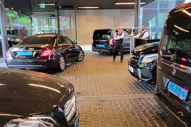 Private Car or Minivan Amsterdam to Schiphol Airport - The Experience: What to Expect from Your Private Transfer