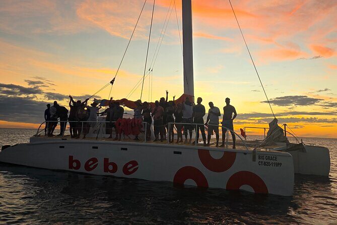 Private Catamaran Cruise to Bahia de las Aguilas - FAQs