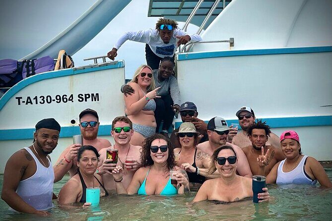 Private Catamaran Cruise with Slide & unlimited drinks - FAQ