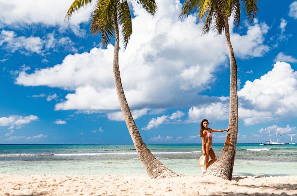 Private Catamaran Excursion to Isla Saona From Punta Cana - Natural Beauty
