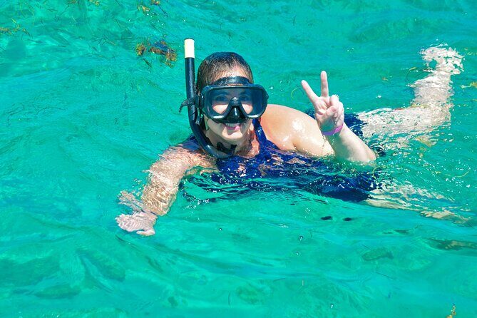 Private Catamaran wonderful Snorqueling slide & entartaiment team - FAQ: Your Questions Answered