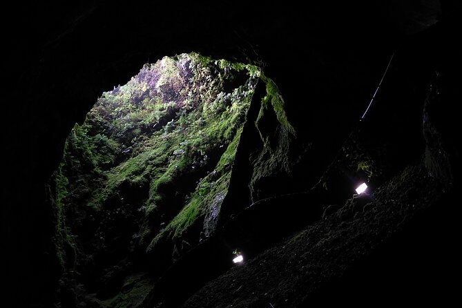 Private Caves Tour With a Geologist - The Sum Up
