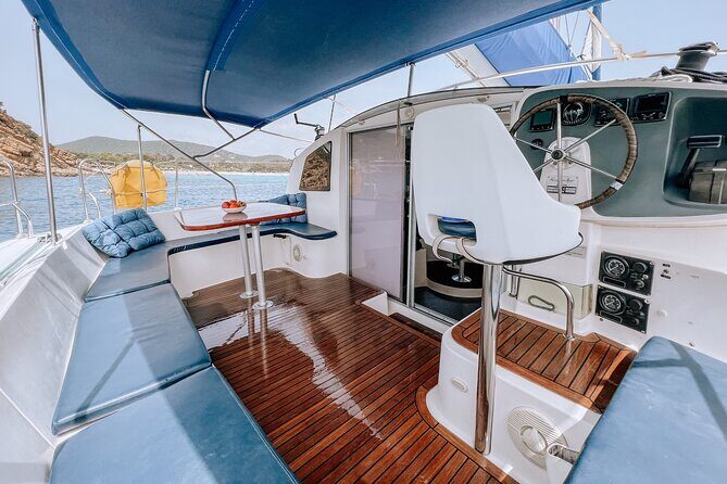 Private Charter in Catamaran discovering Ibiza or Formentera - FAQ