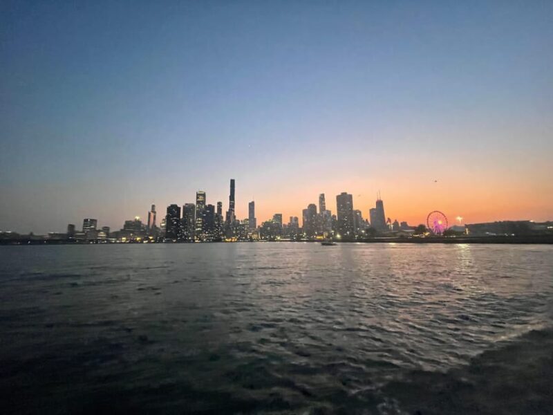 Private Chicago Boat Rental - Explore Chicago's Skyline - What Sets This Experience Apart?