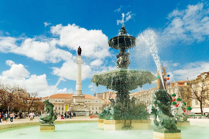 Private City Kickstart Tour: Lisbon - Historic Districts
