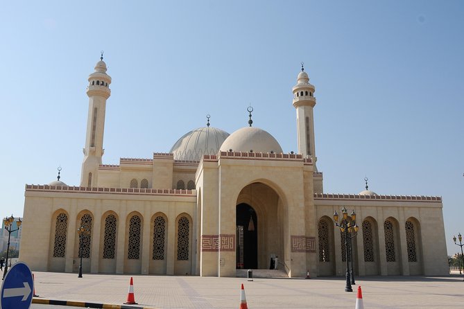Private City Tour and Sightseeing in Bahrain - Exploring Bahraini Culture and History