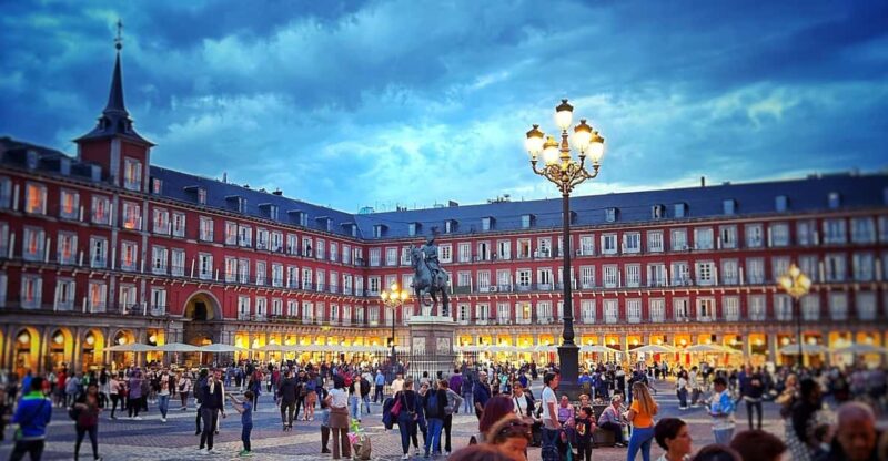 Private City Tour Around Madrid - Exploring Central Madrid