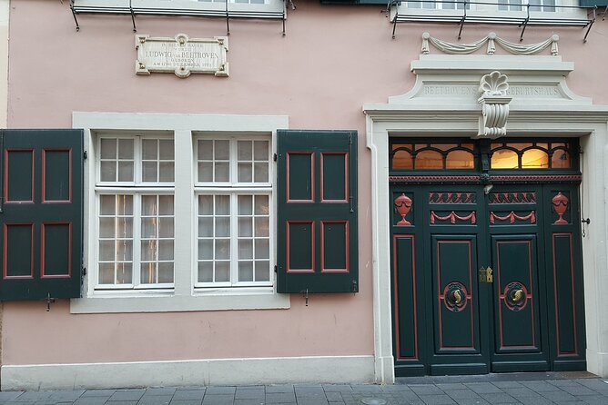 Private City Tour Bonn - City Highlights - Meeting Point and Pick-up Location