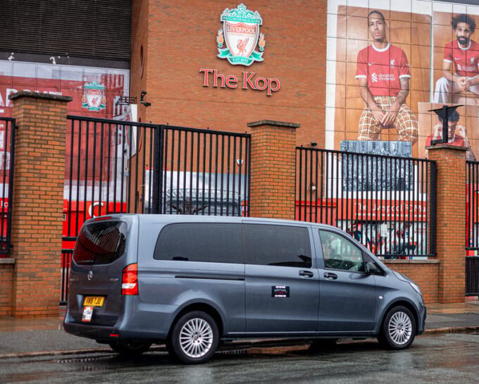 Private City Tour - Liverpool - About the Guide