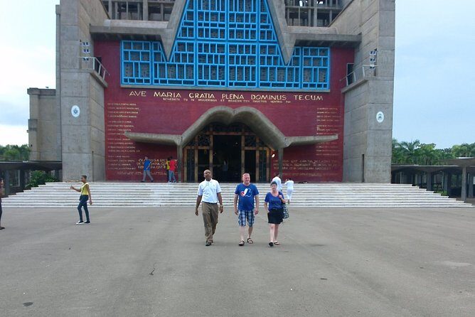 Private City Tours Higüey - Authentic Food and Shopping