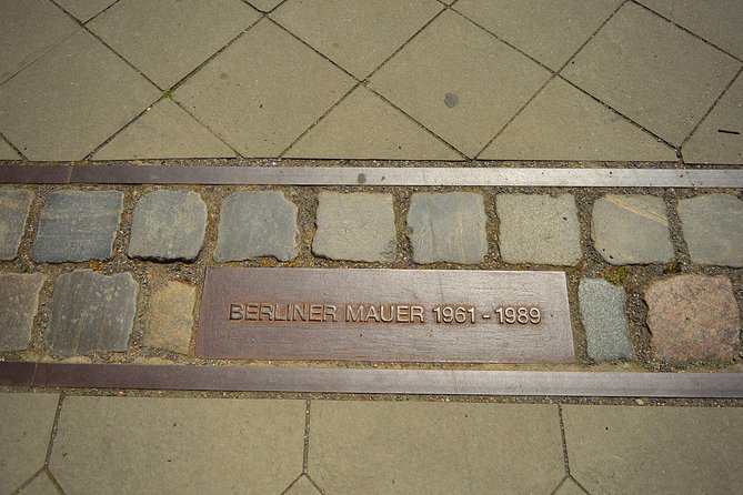 Private Cold War Berlin Tour - Customizable Itinerary