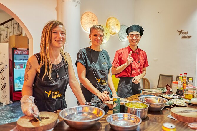 Private Cooking Class in Local Villa With Market Tour - Highlights of the Market Tour